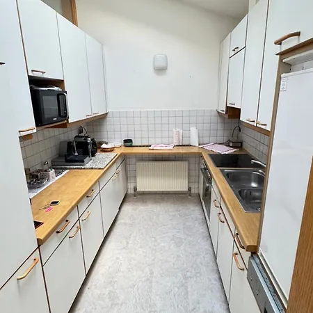 110 Sqm Family With Generous Private Outdoor Area Apartament Innsbruck